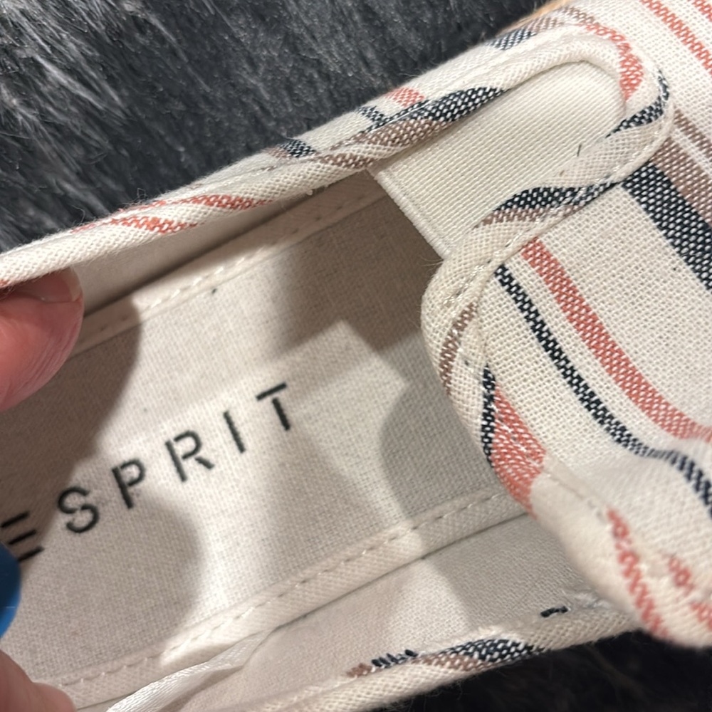 Esprit Striped Slip on Espadrilles,‎ Size 7.5M - Picture 7 of 7